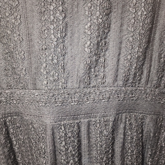 Lane Bryant 22/24 Peplum Sleeveless Black Top Lace V-Neck Empire Waist - Picture 3 of 7